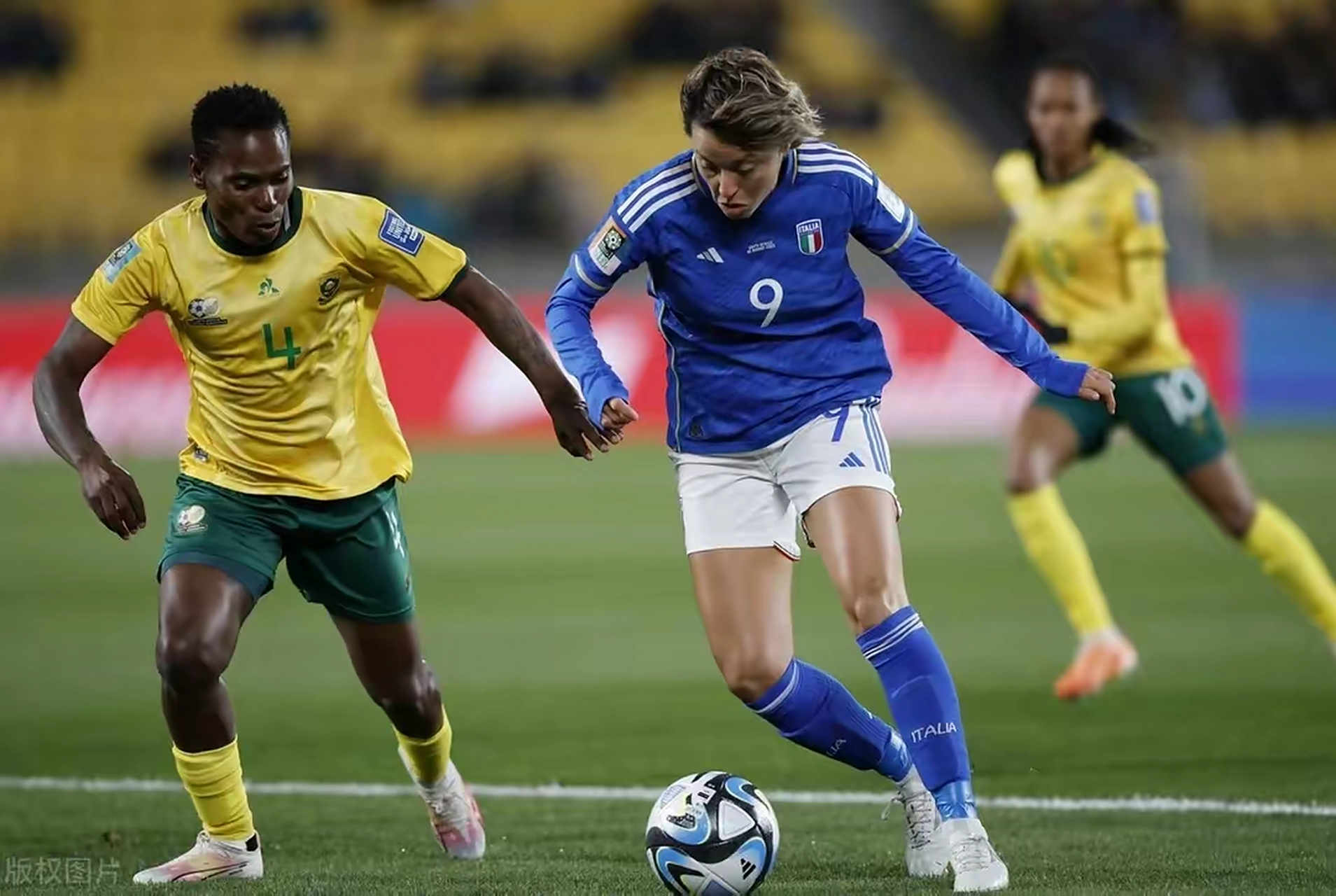 意大利国家女足队在国内赛事中连胜